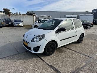 Unfallwagen Renault Twingo 1.2 16v Collection 2011/11