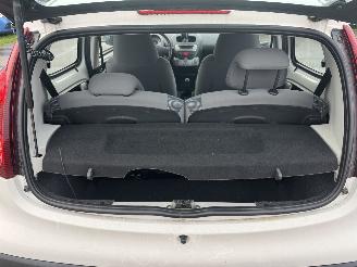 Peugeot 107 1.0 Blue Lease picture 11