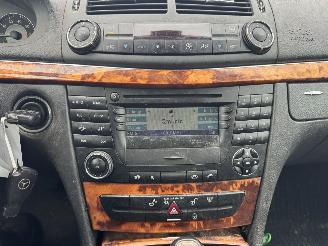 Mercedes E-klasse 240 Elegance picture 8