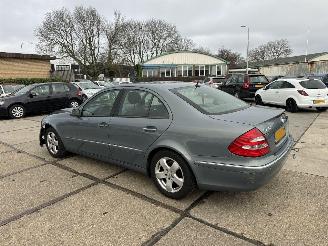 Mercedes E-klasse 240 Elegance picture 4