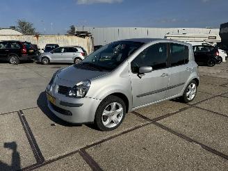 Auto incidentate Renault Modus 1.4 16v Dynamique 2007/9