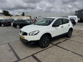 škoda osobní automobily Nissan Qashqai 1.6 Visia 2012/12