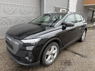 Voiture accidenté Audi Q4 Audi Q4 e-tron 35 e-tron Pano Leder 2023/3