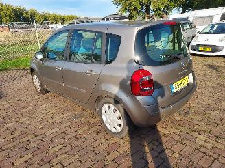 Renault Modus 1.2 benzine div opties + Apk picture 4