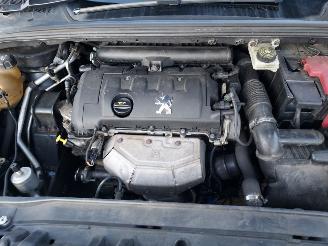 Peugeot 308 1.6 VTI X Line picture 11