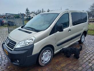 danneggiata veicoli commerciali Fiat Scudo 2.0 Diesel + Apk 2010/3