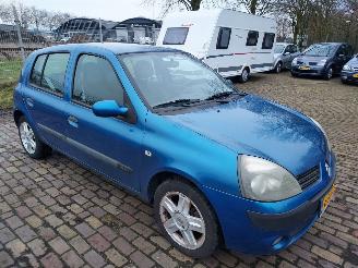 Avarii autoturisme Renault Clio 5 deurs 1.2 16V Dynamique Luxe 2005/5