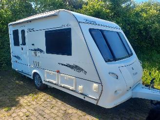 krockskadad bil caravan Elddis  Odyssey 435 + Mover en Luifel 2008/4