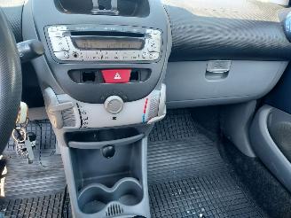 Toyota Aygo 5 deurs picture 7