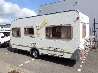 Vaurioauto  caravans Knaus  GERESERVEERD  Sudwind 450 TF 2002/4