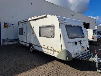 Vaurioauto  caravans Knaus  Suwind 550 TK Stapelbed+Luifel 2001/7