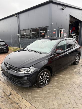 krockskadad bil auto Volkswagen Polo 70kw tsi 2023/7