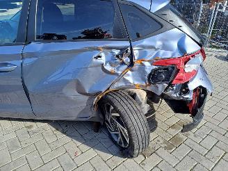 Hyundai I-20 style 73  kw turbo automaat picture 4