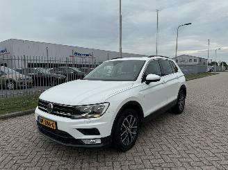 Schadeauto Volkswagen Tiguan 2.0 TDI DSG  4Motion 2016/7