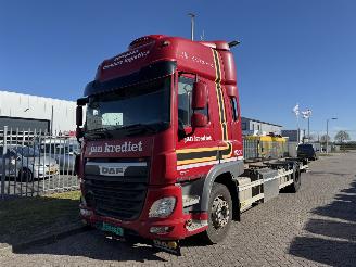 damaged trucks DAF CF 370 Aut.- Airco - Euro6 2017/8