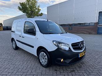 skadebil bedrijf Mercedes Citan 108 CDI Airco Euro6 2021/3