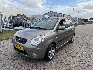 škoda osobní automobily Kia Picanto 1.0 46kw AIRCO 2010/2
