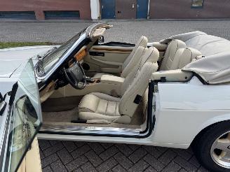 Jaguar Xjs 6.0 V12 Convertible picture 14