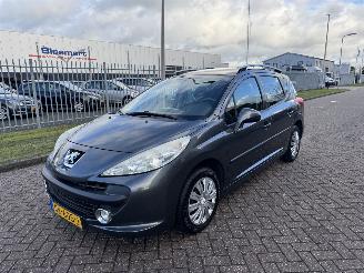 Vaurioauto  passenger cars Peugeot 207 SW 1.4 XR AIRCO 2009/6