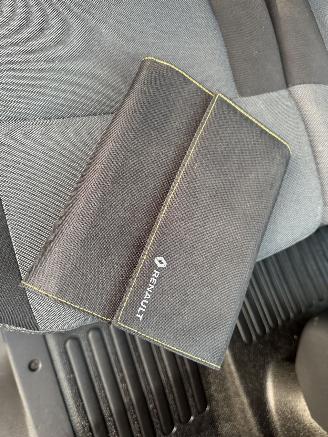 Renault Master 2.3 DCI L2-H2 Navi - Airco - Euro6 picture 17