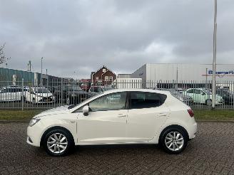 Seat Ibiza 1.2 TSI 63Kw Clima - Navi picture 2