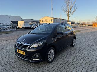 krockskadad bil auto Peugeot 108 1.0 53kw AIRCO 2018/6