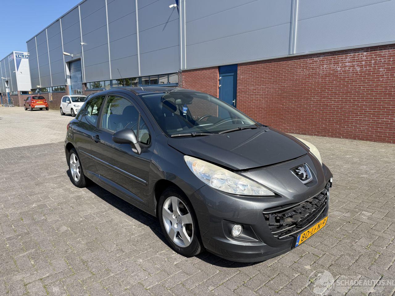 Peugeot 207 1.6 CLIMA - NAVI