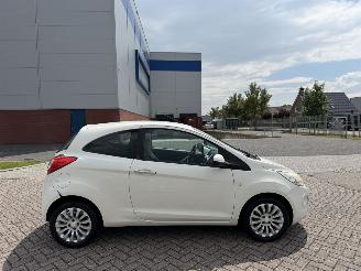 Ford Ka 1.2 Titanium 51kw AIRCO picture 5