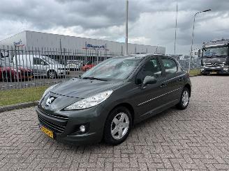 Unfallwagen Peugeot 207 1.4 VTi Style AIRCO 2011/1