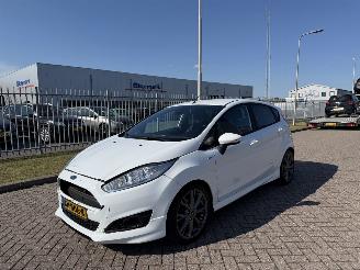 uszkodzony samochody osobowe Ford Fiesta ST-Line 2016/9