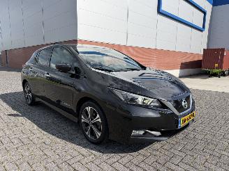 skadebil auto Nissan Leaf N-Connecta 40kWh Clima - Navi 2019/2