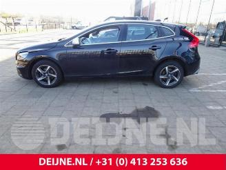 Volvo V-40 V40 (MV), Hatchback 5-drs, 2012 / 2019 2.0 D2 16V picture 4