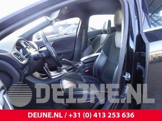 Volvo V-40 V40 (MV), Hatchback 5-drs, 2012 / 2019 2.0 D2 16V picture 15