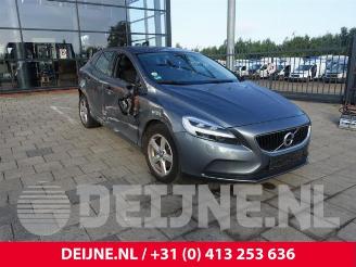 Dezmembrări autoturisme Volvo V-40 V40 (MV), Hatchback 5-drs, 2012 / 2019 2.0 D2 16V 2016/7