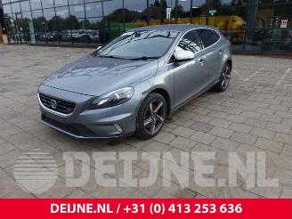 Volvo V-40 V40 (MV), Hatchback 5-drs, 2012 / 2019 2.0 D4 16V picture 3