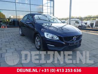 demontáž osobní automobily Volvo S-60 S60 II (FS), Sedan, 2010 / 2018 2.0 D4 16V 2016/1