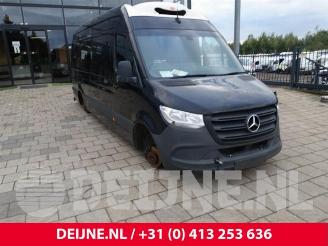 Vrakbiler auto Mercedes Sprinter  2021/6