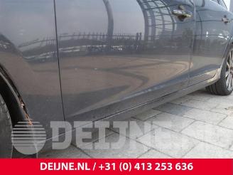 Volvo V-60 V60 I (FW/GW), Combi, 2010 / 2018 2.0 D3 20V picture 11