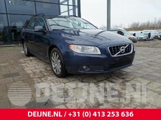 Coche siniestrado Volvo V-70 V70 (BW), Combi, 2007 / 2016 1.6 T4 16V 2012/4
