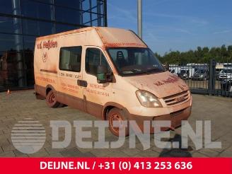 Purkuautot passenger cars Iveco Daily New Daily IV, Van, 2006 / 2011 35C18V, 35C18V/P, 35S18V, 35S18V/P 2007/4