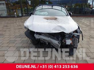 Volvo XC40 XC40 (XZ), SUV, 2017 1.5 T4 Plug-in Hybrid 12V picture 2