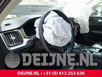 Volvo V-60 V60 II (ZW), Combi, 2018 2.0 T8 16V Plug-in Hybrid AWD picture 22