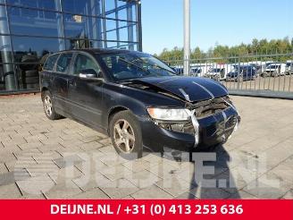 Vrakbiler auto Volvo V-50 V50 (MW), Combi, 2003 / 2012 2.0 16V 2011/5
