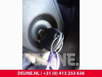 Renault Master Master III (FV), Van, 2010 2.3 dCi 100 16V FWD picture 27