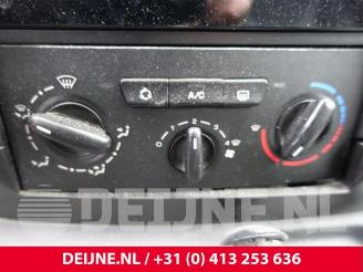 Peugeot Expert Expert (G9), Van, 2007 / 2016 2.0 HDi 120 picture 22