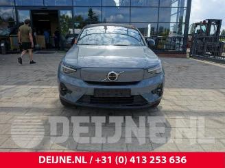 Volvo C-40 C40 Recharge (XK), SUV, 2021 / 2024 Recharge Twin 78 kWh picture 2