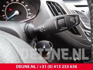 Ford Courier  picture 31