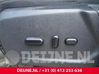 Ford Transit Transit, Bus, 2013 E-Transit 68 kWh picture 23