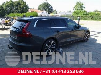 Volvo V-60 V60 II (ZW), Combi, 2018 2.0 T6 16V Twin Engine picture 7