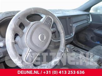 Volvo V-60 V60 II (ZW), Combi, 2018 2.0 T6 16V Twin Engine picture 21